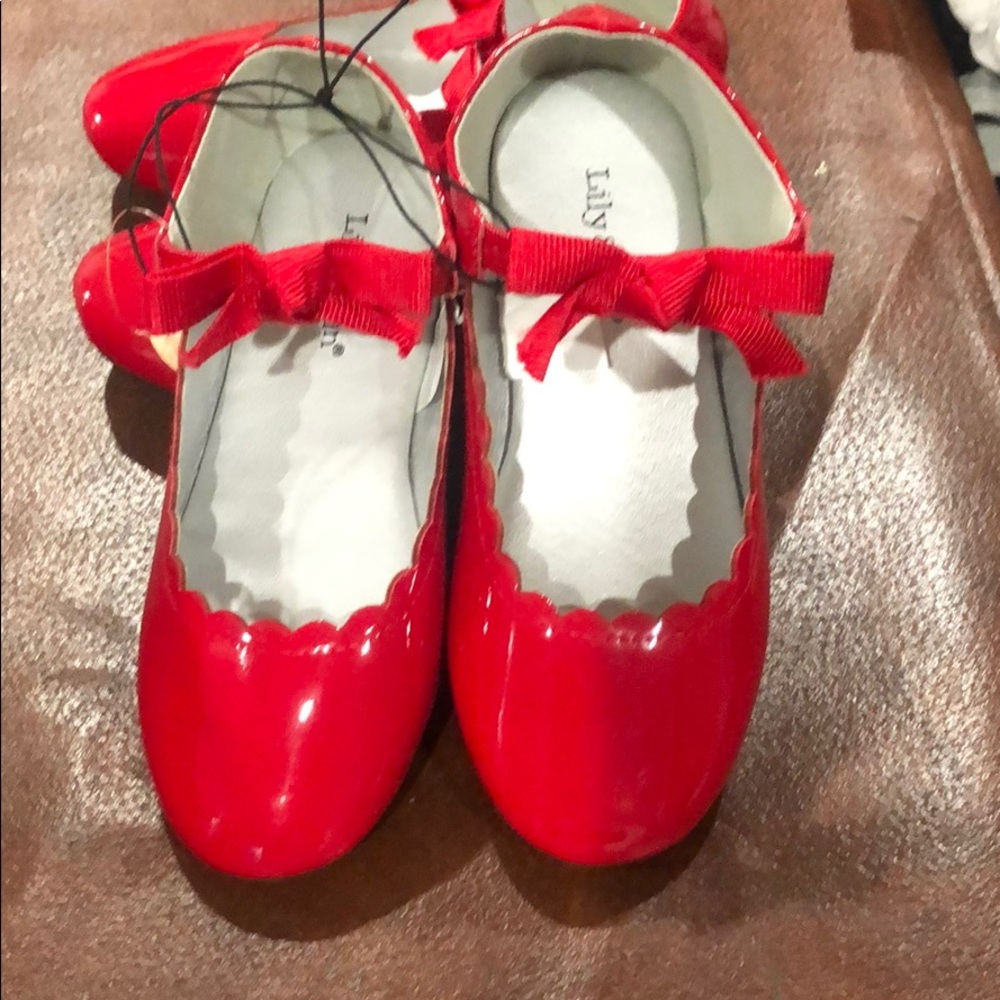 Girls red shoes size 9/10